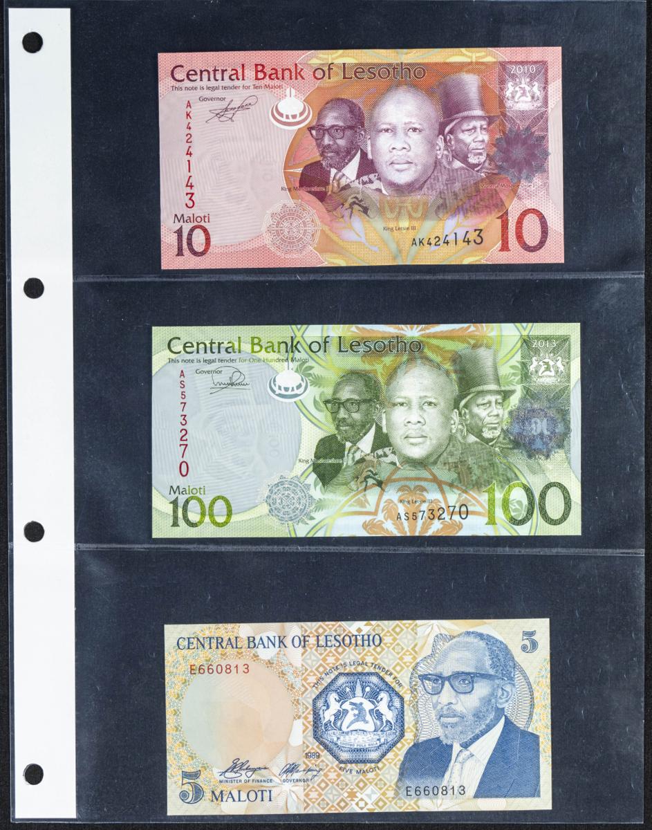 525