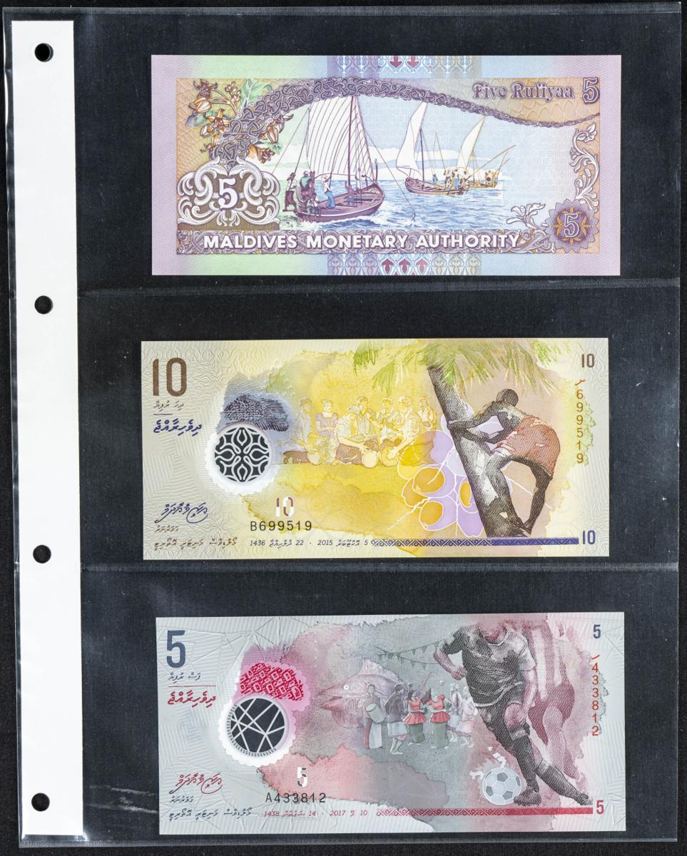 562