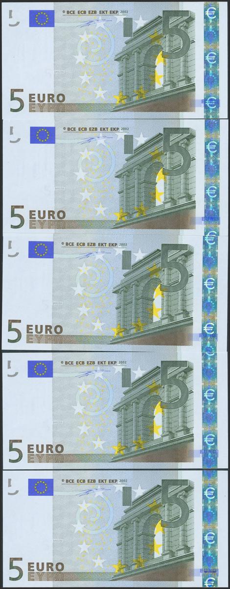 3773