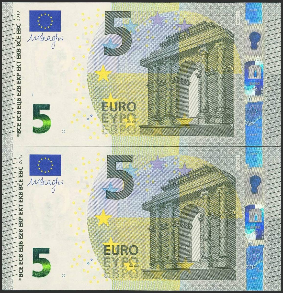 3792