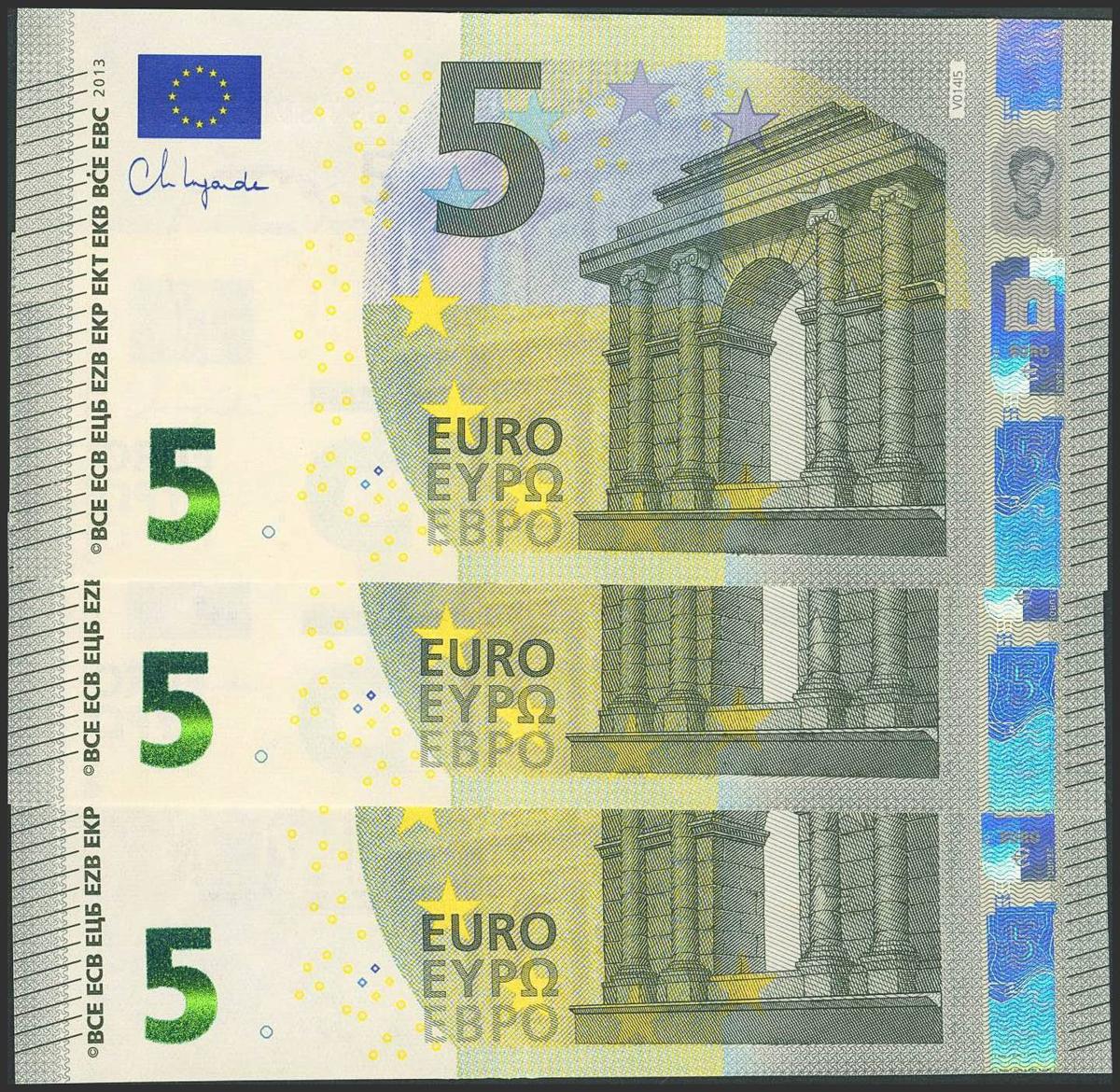3800