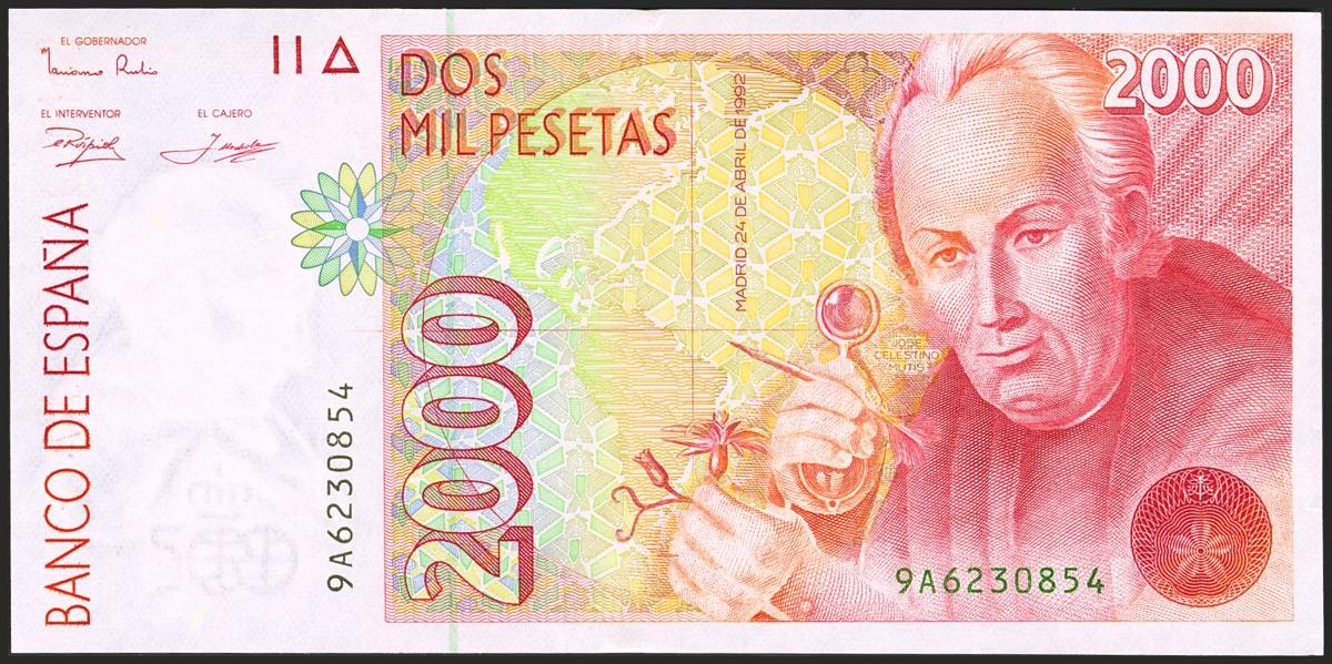 352