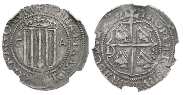 1402 - JUANA y CARLOS (1405-1555). 1 Real. (Ar. 3,38g/25mm). Zaragoza L-S. (Cal-2019-83). Encapsulado por NGC XF45 (Top Pop, mejor ejemplar conservado en el censo de NGC). - 650€