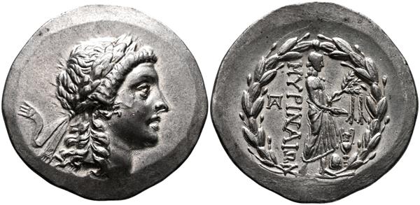 2 - AEOLIS, Myrina. Tetradracma. (Ar. 16,58g/35mm). 160-143 a.C. (SNG Copenhagen 223). Anv: Cabeza laureada de Apolo a derecha. Rev: Apolo estante a derecha portando rama de laurel y phiale, a sus pies ánfora y omphalos, en campo monograma: ΠΑ, detrás le yenda: MYPINAIΩN, todo dentro de corona de laurel. EBC+. Precioso ejemplar conservando su brillo original y presentando una bonita pátina, muy raro así.  - 2.500€