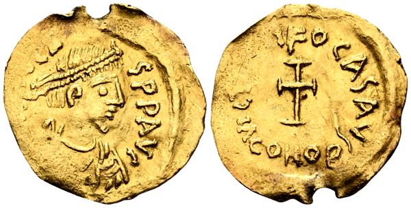 872 - FOCAS. Tremissis. (Au. 0,96g/16mm). 607-610 d.C. Constantinopla. (DOC 18; MIB 26B; Seaby 633). Anv: Busto diademado, drapeado y con coraza, de Focas a derecha, alrededor leyenda: D N FOCAS P P AVG. Rev: Cruz potenzada, alrededor leyenda: VICTORI FOCAS AVG, en exergo: CONOB. MBC-.  - 150€