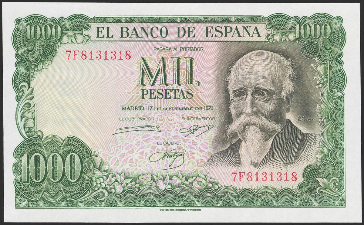 596