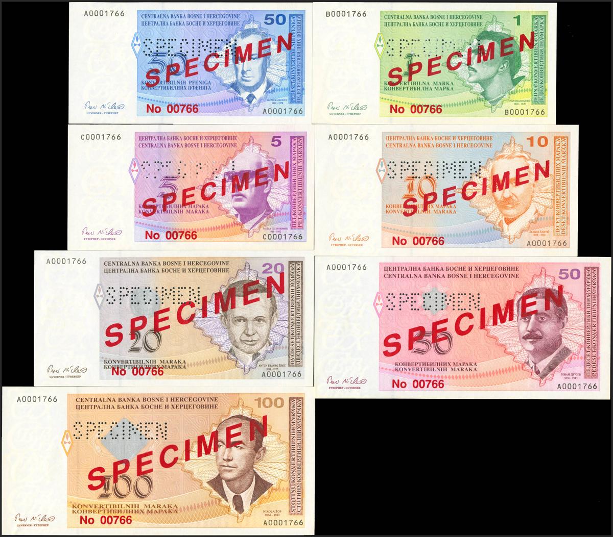 3176