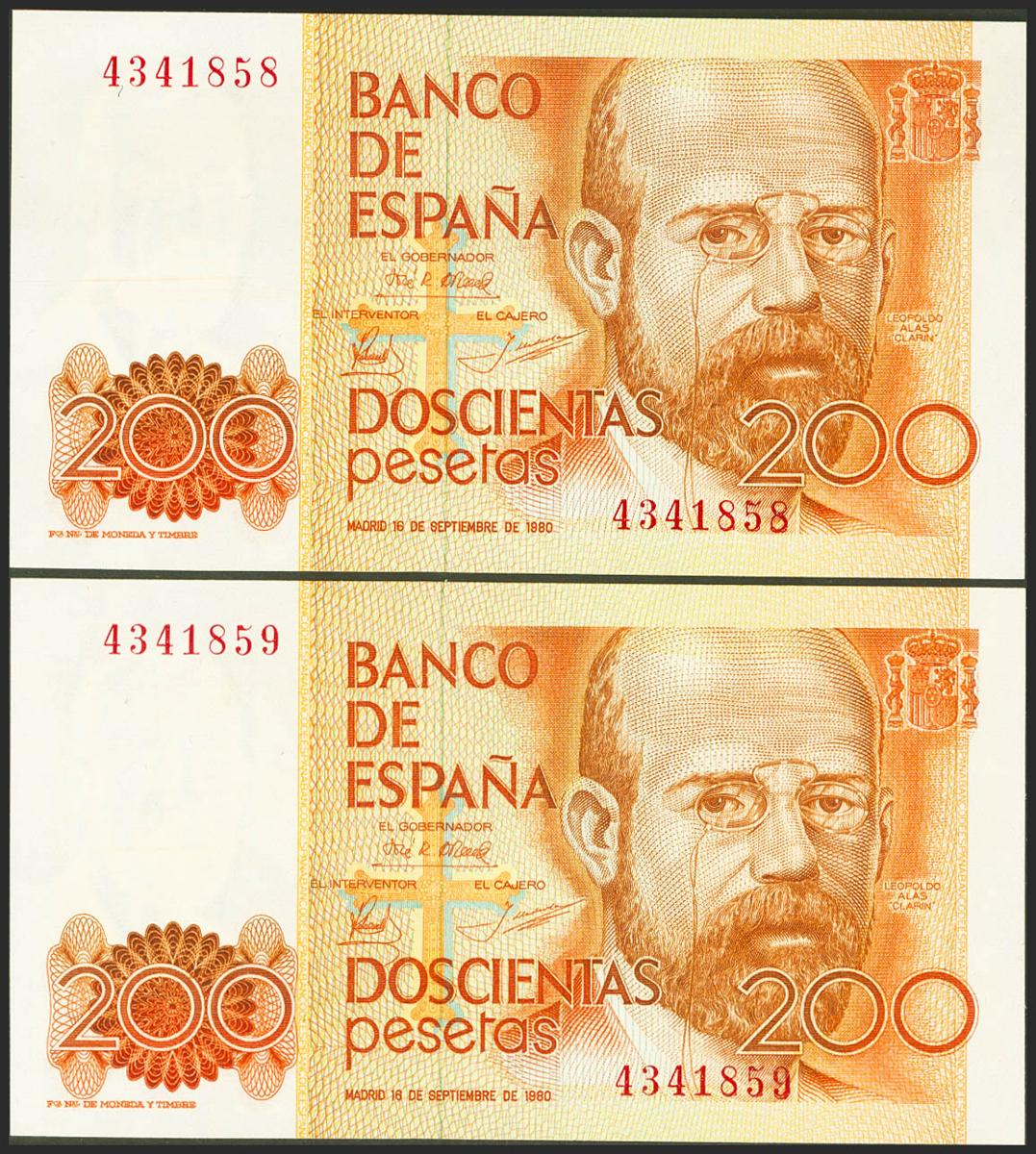 810