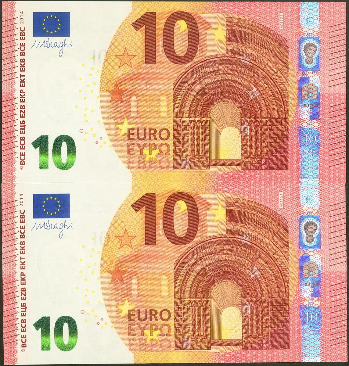 893