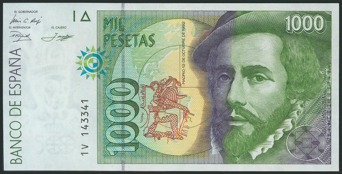 900