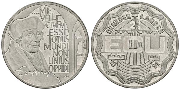 M0000007074 - World coins