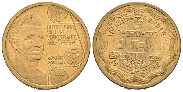 M0000007093 - World coins